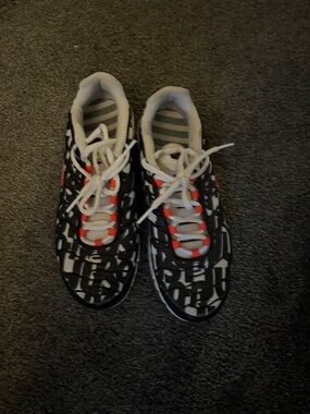 Nike Kids Black & White Patterned Sneakers with Orange Accents